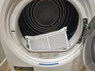 Secadora Zanussi 8kg Condensación