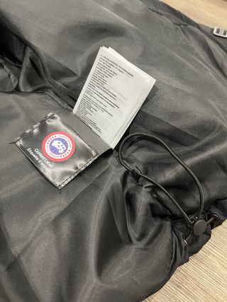 Abrigo Puffer Canada Goose Negro Talla M