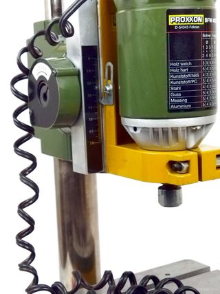 PROXXON BFW 40/E Fresadora metal, plástico, madera