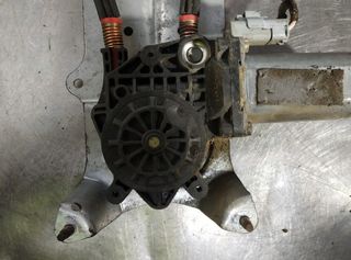 Elevalunas del der 0130821900 citroen xsara 383635