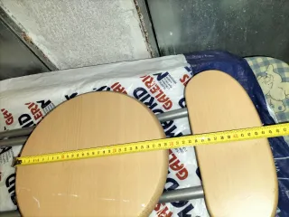 Taburetes medianos madera y metal