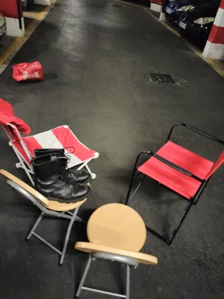 Taburetes medianos madera y metal