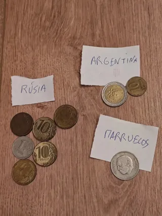 Monedas de Rusia, Argentina, Rúsia, Japón, etc