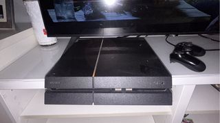 Consola Sony PS4 Negra