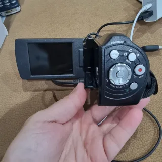 Cámara de vídeo digital negra