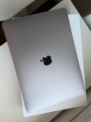 MacBook Air 13 i5 2020