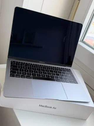 MacBook Air 13 i5 2020
