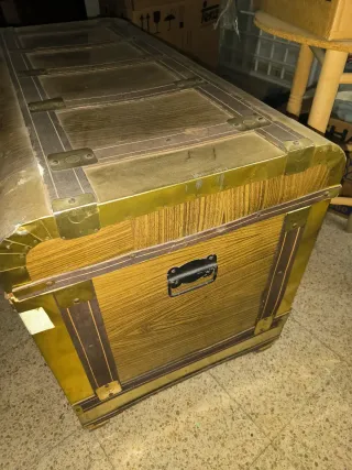 Baúl de madera antiguo 98x50x63
