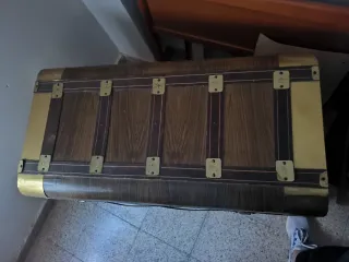 Baúl de madera antiguo 98x50x63