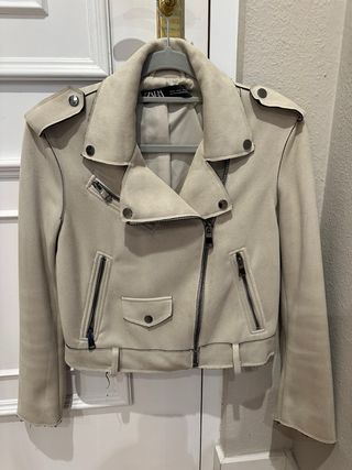 Cazadora Biker Piel Sintética Beige