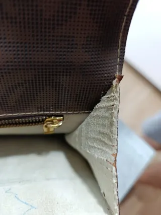 Portadocumentos  Marrón y Dorado