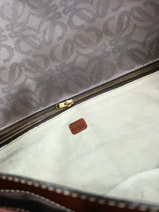 Portadocumentos  Marrón y Dorado