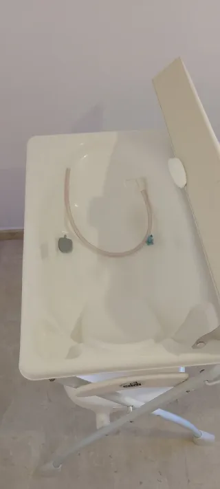 Cuna, bañera y amaquita (lote) URGE VENTA