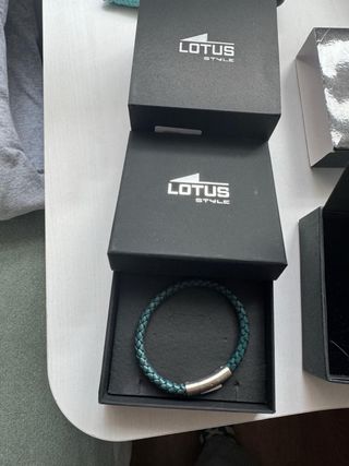 Pendientes,colgantes varios