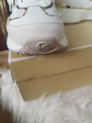 Zapatillas Michael Kors Blancas y Doradas