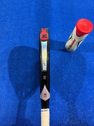 Se vende Bullpadel Vertex 02 Women.