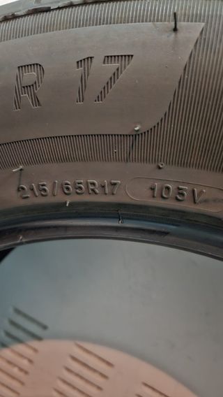 215/65/17 105V