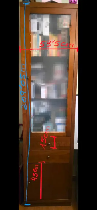 Mueble madera con puerta cristal