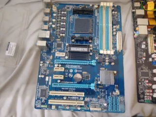 Lote Componentes PC: Placas Base, GPU, RAM, Fuente