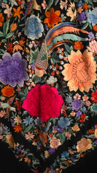 Manton de Manila Antiguo Bordado