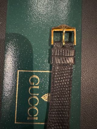 Reloj Gucci Vintage Negro/Dorado