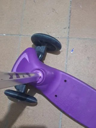 Patinete 3 Ruedas Infantil Morado