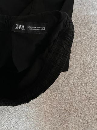 Pantalones cargo ZARA negros