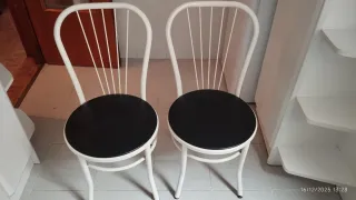 Juego de 2 Sillas Cocina Metálicas.