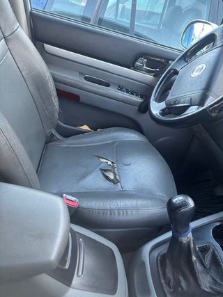 SsangYong Rodius 2005