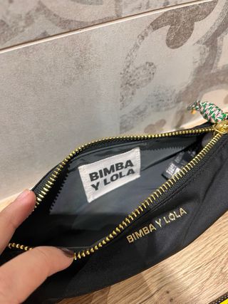 Estuche Bimba y Lola negro.