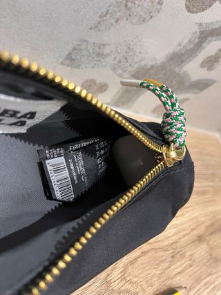 Estuche Bimba y Lola negro.