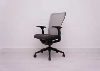 Silla ergonómica elevable Haworth Zody buen estado