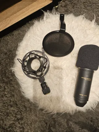 Lote 3 Micrófonos Marantz, Fifine y Yotto