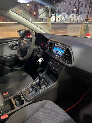 🚘 SEAT León 1.2 TSI Style | Año 2018 | 92.000 km |