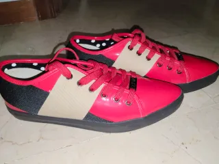 Sneakers Armani Jeans rosse e beige