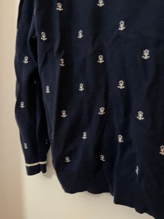 Jersey azul con anclas