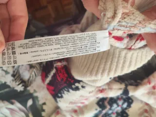 Jersey Zara Beige y Rojo