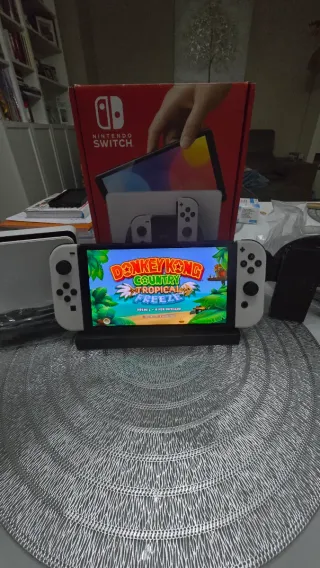 Console Nintendo Switch OLED Bianca + Accessori