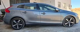 Volvo V40 2018