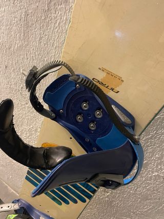 Tabla de Snowboard con fijaciones