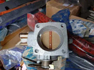 Mariposa Inyección Lancia Thema