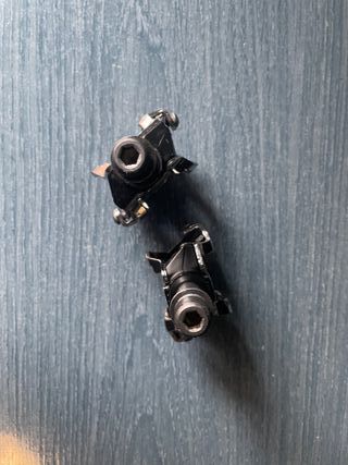 Pedales automáticos Exustar