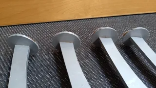 4 patas o soporte para somier, mueble o similar
