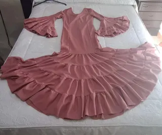 Vestido flamenco rosa volantes