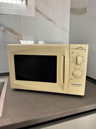 Microondas EuroWave