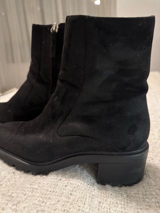 Botines negros Zara