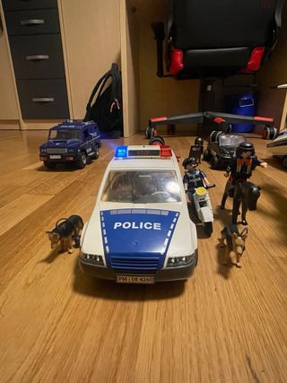 Lote de vehículos y figuras Playmobil Policía