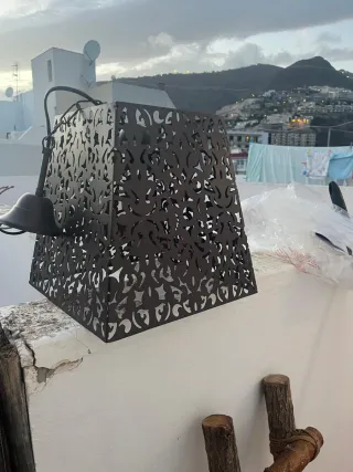 Lámpara de techo de metal
