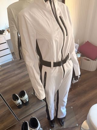 Mono Zara Sky Luxur con cinturón