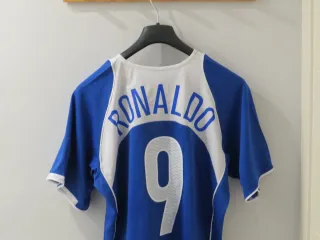 Camiseta Brasil Retro. Talla XL. Ronaldo